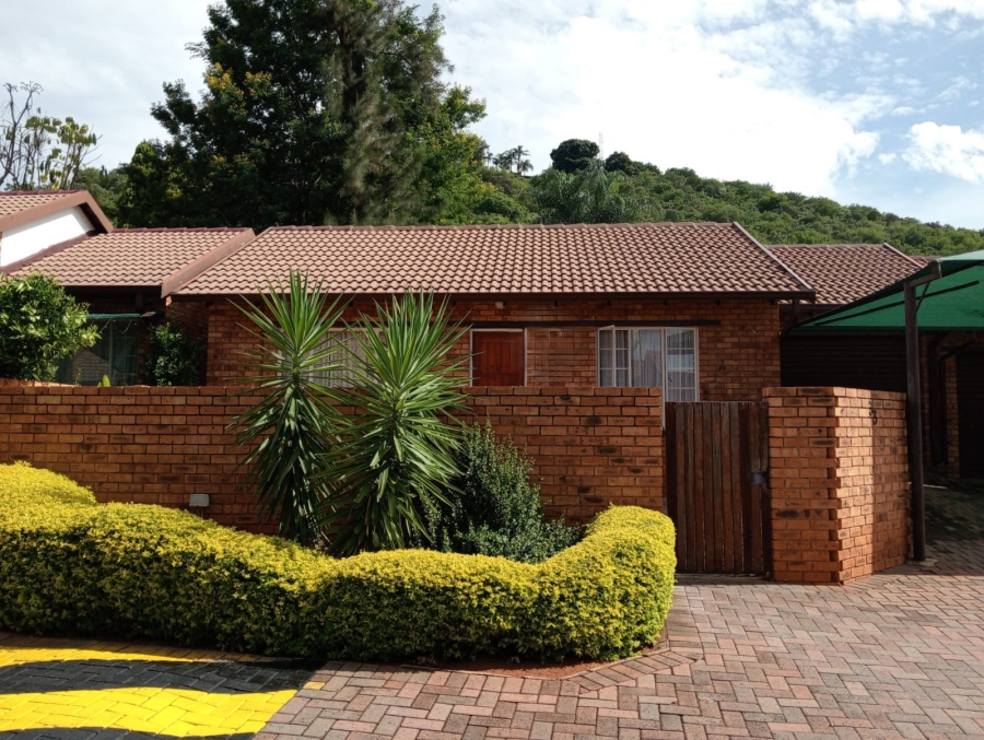 3 Bedroom Property for Sale in Safari Gardens North West